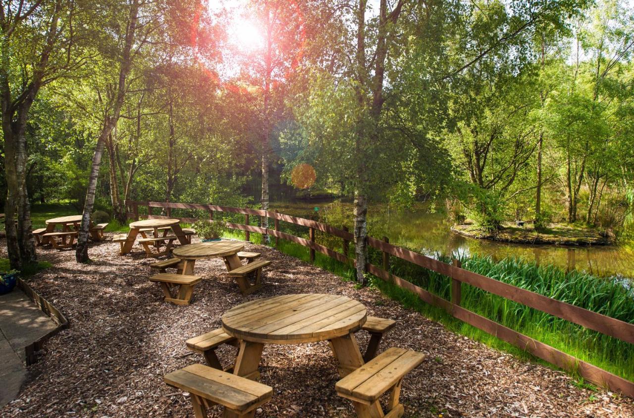 Chevin Country Park Hotel & Spa أُتلي المظهر الخارجي الصورة